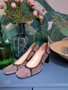 Czółenka na słupku, Anabelle 