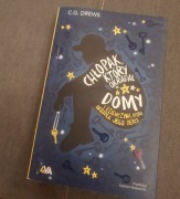 "Chłopak, który okradał domy i dziewczyna, która skradła jego serce"Drews