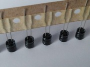 Kondensator SAMSUNG 100uF 16V 85°C Elektrolit