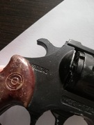 Pistolet gazowy ptb 319 