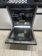 Zmywarka do zabudowy Beko DIN28430 – sprawna, szuflada na sztućce