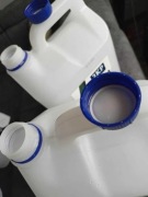 Plastikowa butelka5l,kanister,butla na wodę/paliwo
