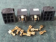 Przekażniki 12V gniazda piny komplet