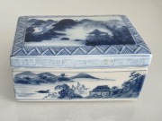 Kolekcjonerska chińska szkatułka porcelanowa