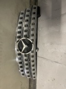 Grill Mercedes ml w164 atrapa chłodnicy