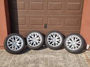 Koła letnie Audi 245/45/17 Vredestein