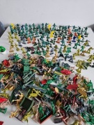 Żołnierzyki plastikowe ogromny zestaw wielka armia