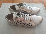 Beżowe pólbuty Fillipo 