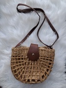 Torebka crossbody koszyk pólksiężyc wakacje urlop lato słomiana 