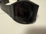 Zegarek Casio na bransoletce
