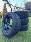 Komplet opon zimowych FIRESTONE Winterhawk 4 z felgami