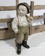 Chłopiec z dzbanem art deco Andras Sinko Zsolnay lata30te wys.19cm