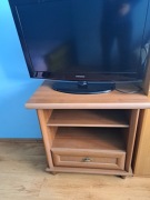 Stolik pod telewizor