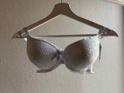 Nowy biustonosz biały