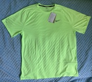 Koszulka do biegania Nike Stride | Rozmiar L