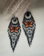 Kolczyki z japońskich koralików.