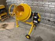 Betoniarkę wynajem 160l 220v