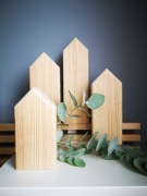 Domki dekoracyjne lite drewno 