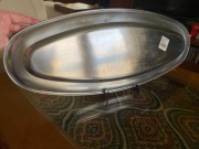 Długa taca metalowa