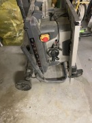 Pilarka stołowa mobilna Luna