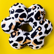Poduszka do piercingu donut do przekłuwania uszu i spania Panterka 2 34 cm 