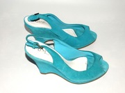 _Oasis_Fajne Turkusowe sandały na lato koturna_R.37_