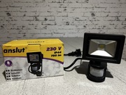 Reflektor LED z czujnikiem ruchu