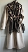 Piękny płaszcz na podszewce.Latte oversize do 116 cm biust 