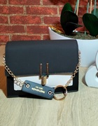 Torebka damska z szerokim paskiem na ramię 