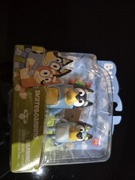 Bluey figurka. Deskorolka