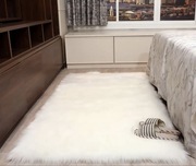 Puszysty Dywan śnieżno-biały