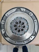 Koło zamachowe dwumasowe Luk 415 0477 10