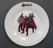 AVENGERS Marvel: Captain America, Iron Man, Thor - merch talerz porcelanowy