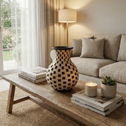 Ażurowy wazon z sosny – drewniane rękodzieło – Lekkość