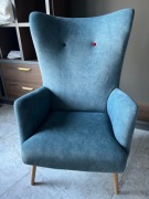 Fotel jak nowy welurowy drewniany nóżki