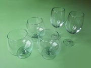 Zestaw 5 szklanek/kieliszków do wina i koniaku - szklanki + kieliszki