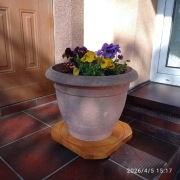 Podstawka na donice kwiatki, podstawa na kółkach 32 cm.  Polska produkcja