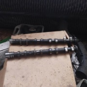 Lancer Evo x wałki rozrządu prawie nowe 