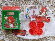 Knuckles the Echidna, zabawka z McDonalds do złożenia