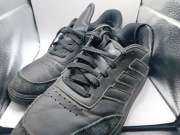 Buty Adidas Courtblock. 39 .  