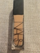 Podkład kryjący Nars