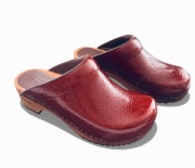 Sanita Duńskie,ręcznie robione chodaki z lakierowanej skóry rozmiar 36