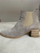 Tamaris zamszowe botki r. 42