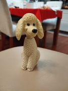 Figurka McDonald’s – duży pudel kręcący głową