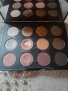 MAC NUDE MODEL Eyeshadow Palette 