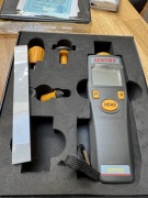 Tachometr miernik obrotów Sentry ST723