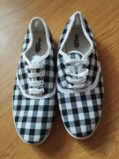 Tenisówki damskie w kratkę czarno białe 7 czyli 37 kod849