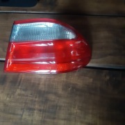 lampa tylna tył mercedes W210 sedan oryginał prawa
