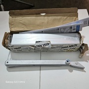 Samozamykacz drzwiowy Assa Abloy DC340 nowy srebrny CAM-MOTION szyna gratis