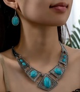 Piękny bogatozdobiony naszyjnik i kolczyki. Pamiątka z Włoch, Sardynii.